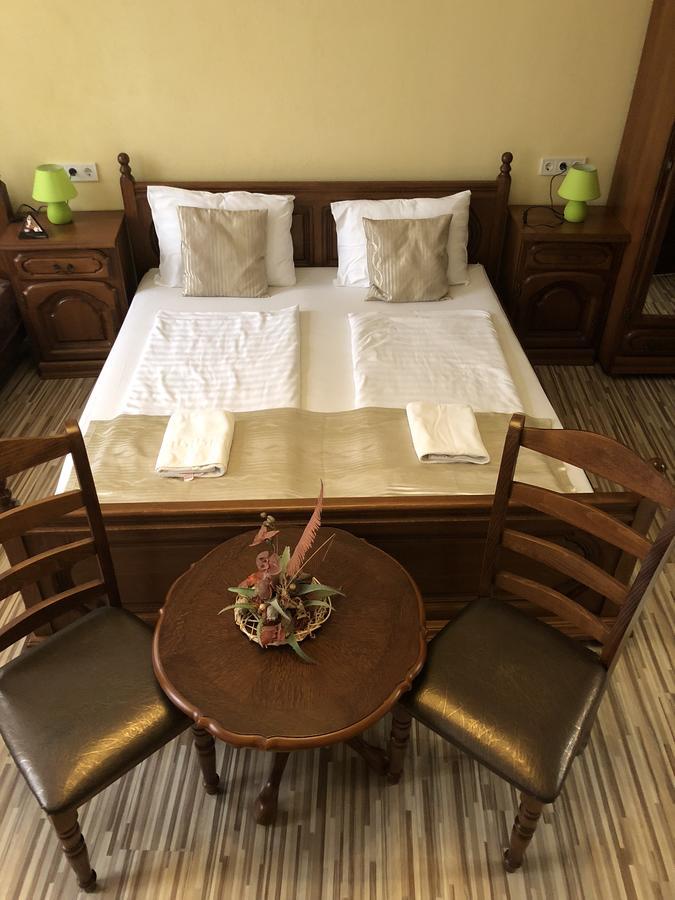Mosoly Apartman แซแก็ด ภายนอก รูปภาพ